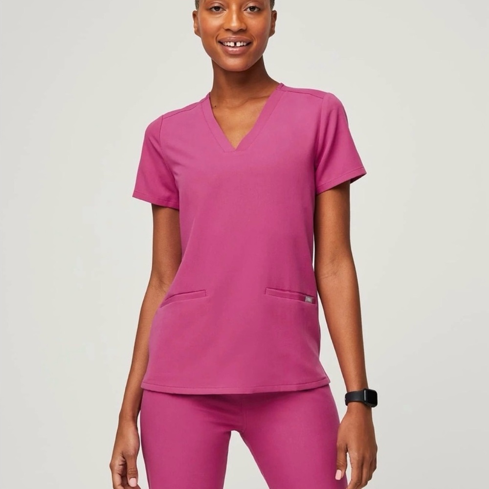 Figs Casma Top